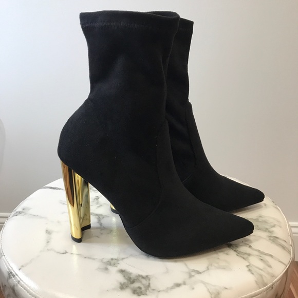 ‼️ Black Suede Ankle Bootie Pointed Sock Boot - Picture 3 of 5